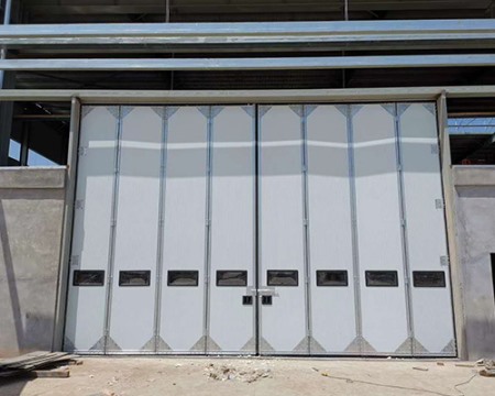 祁縣泰立鋼結(jié)構有限公司——工業(yè)折疊門